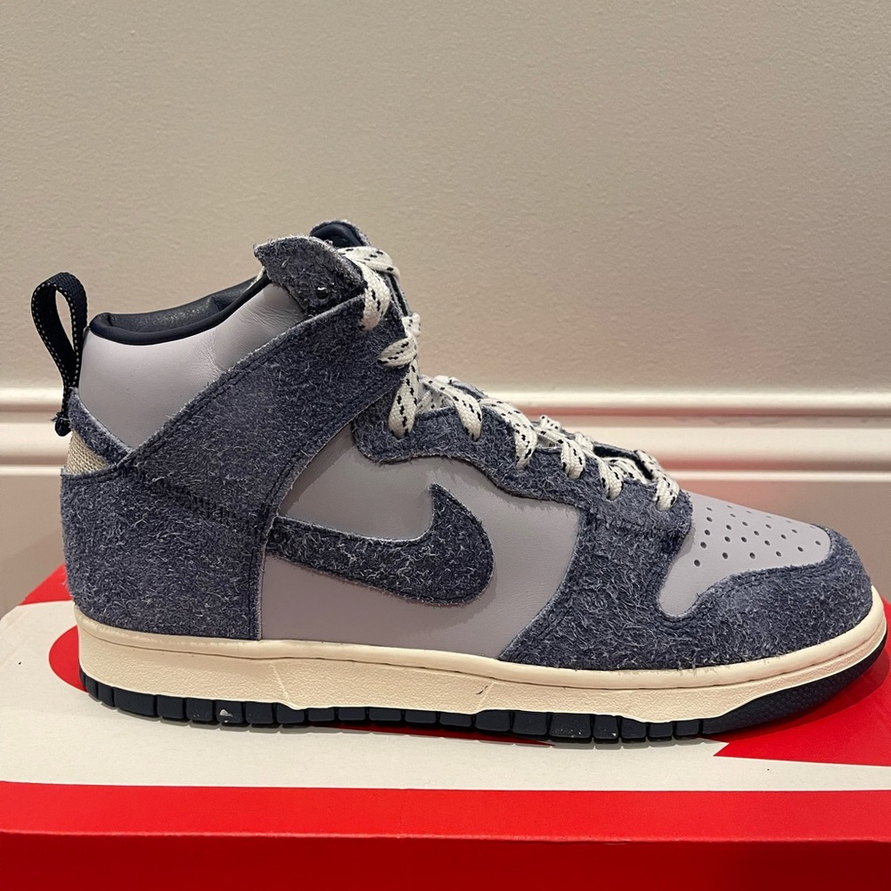 NIKE Dunk HI - Midnight Navy Men’s Size 9.5